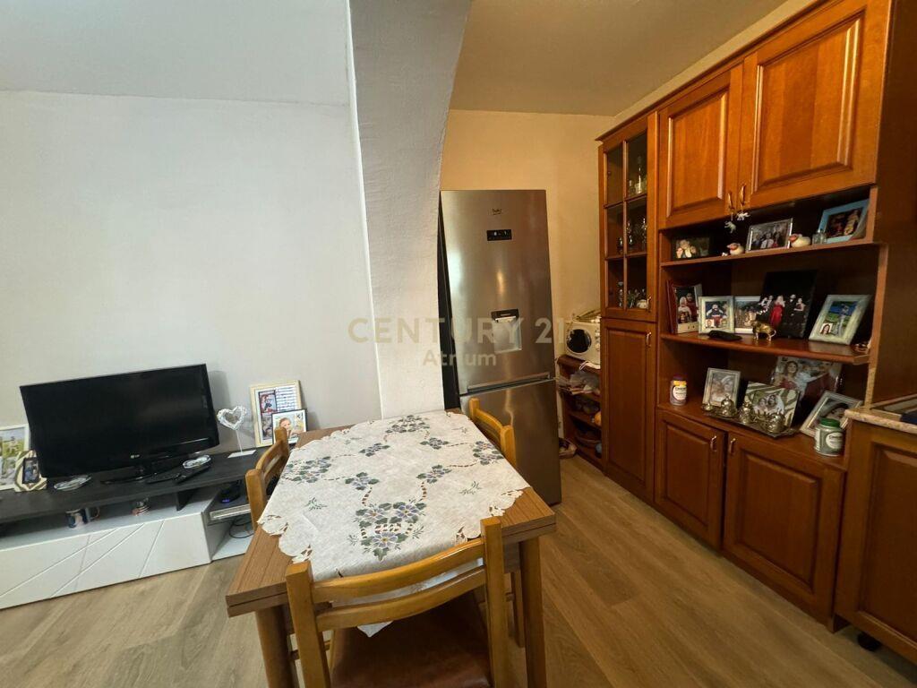 APARTAMENT 1+1 PER QIRA PRANE RRUGES ALI VISHA ! Atrium99337