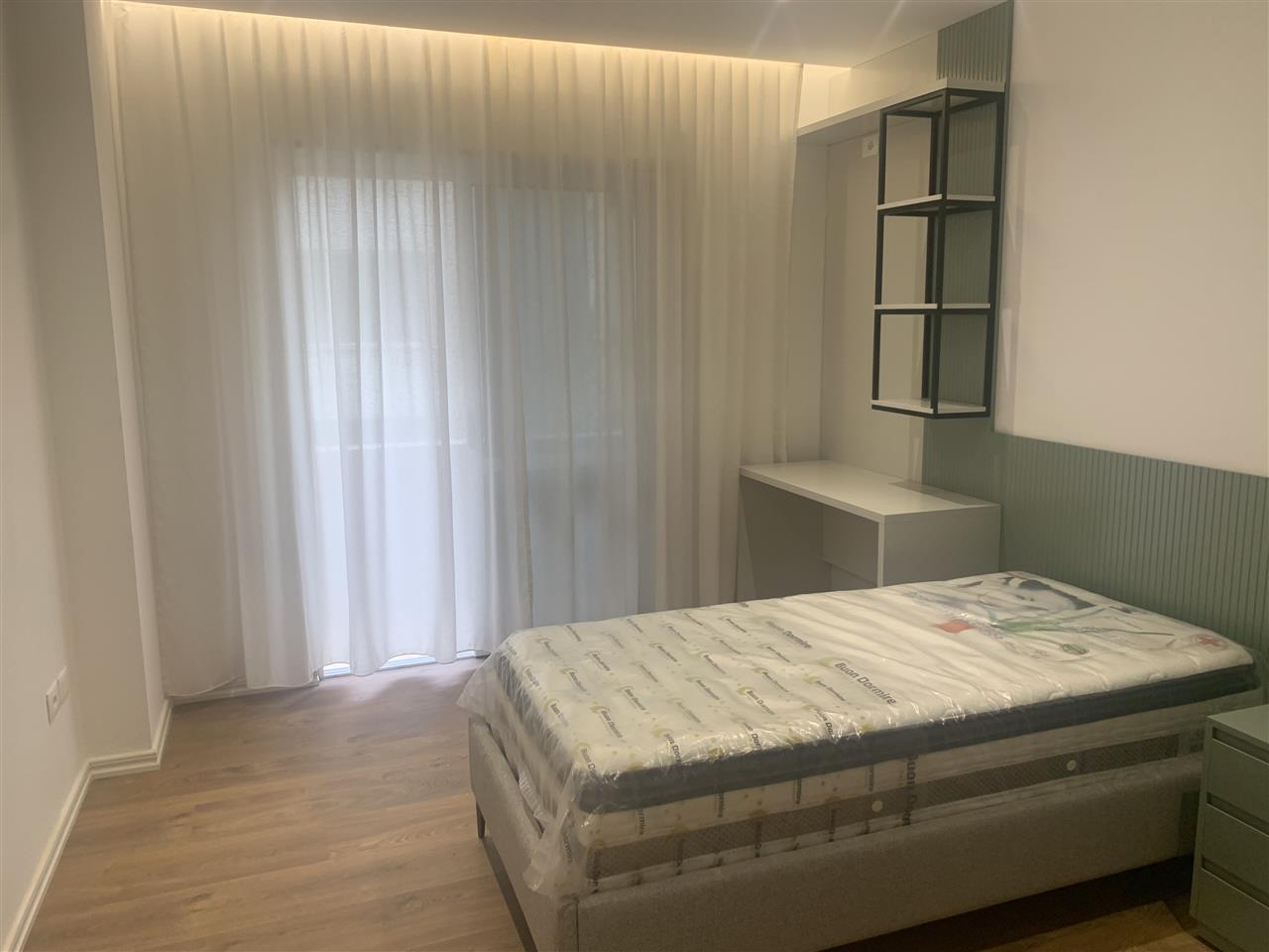 Jepet Me Qera Apartament 2+1+1 Ballkon