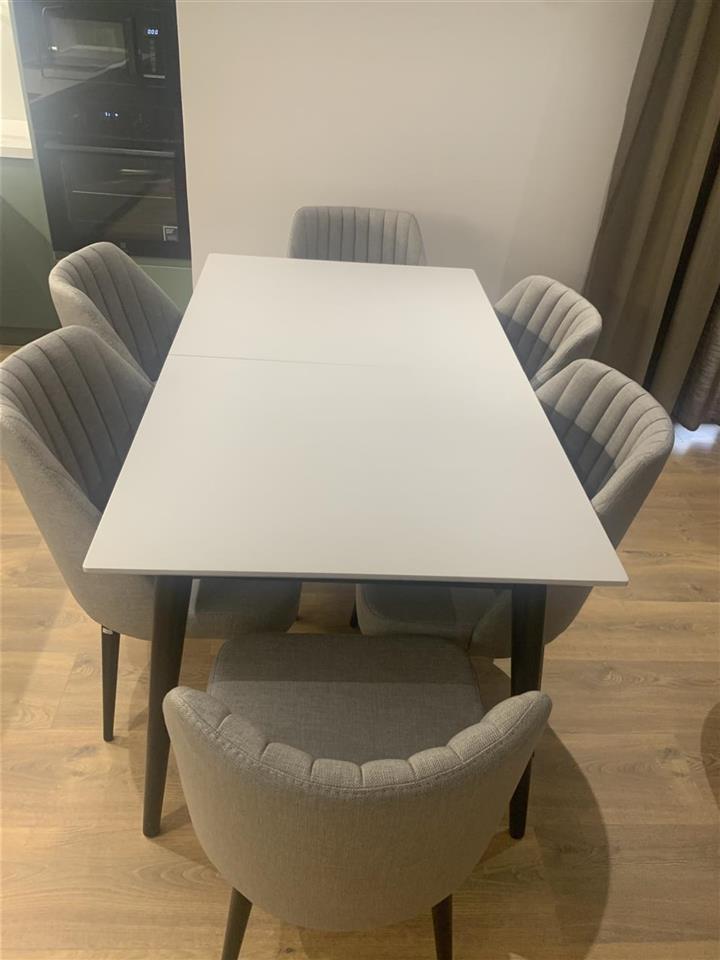 Jepet Me Qera Apartament 2+1+1 Ballkon