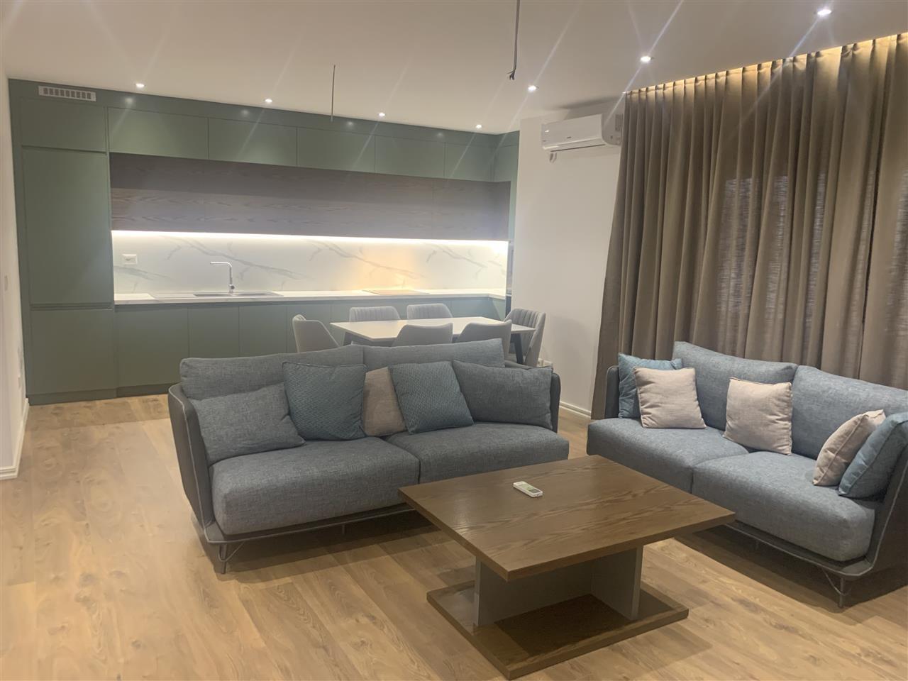 Jepet Me Qera Apartament 2+1+1 Ballkon