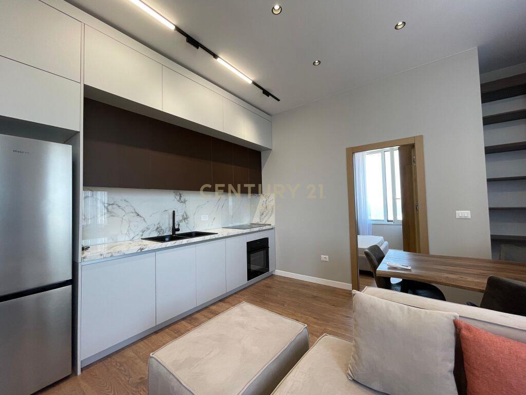 SHITET SUPER APARTAMENT 1+1 ME PAMJE DETI ANSORE NE VOLLGA!