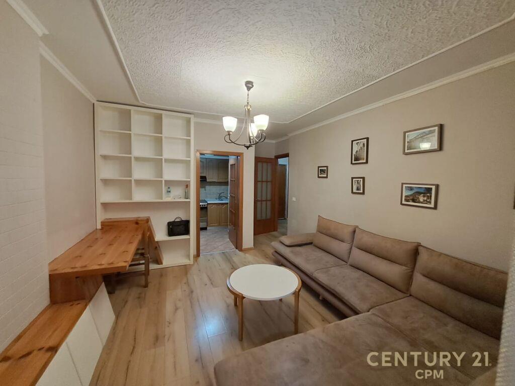 Qira Apartament 1+1 Komuna e Parisit €600