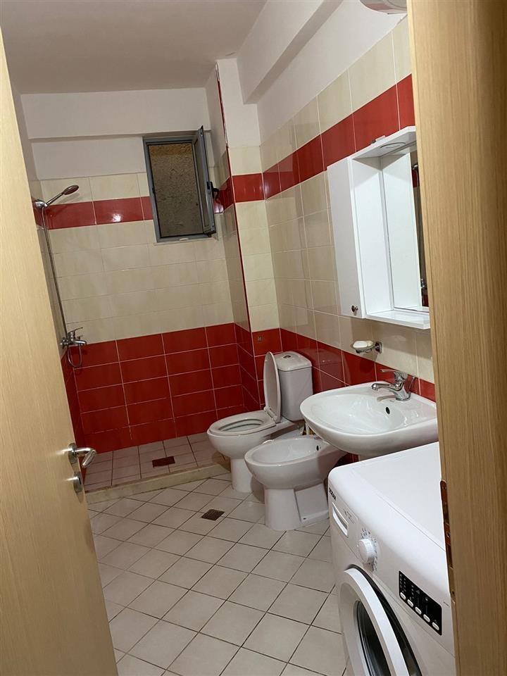 Apartament 1+1 me qera ne Skele, Vlore!