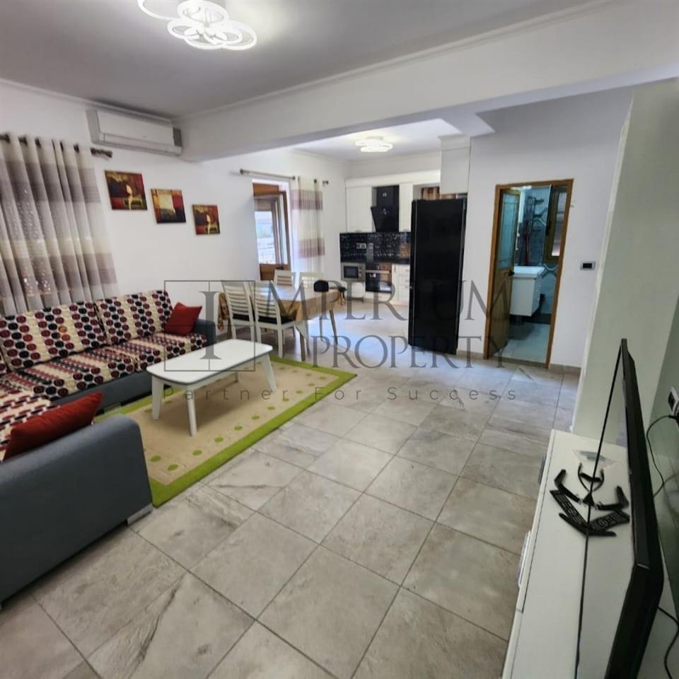 JEPET ME QIRA DURRES 2+1