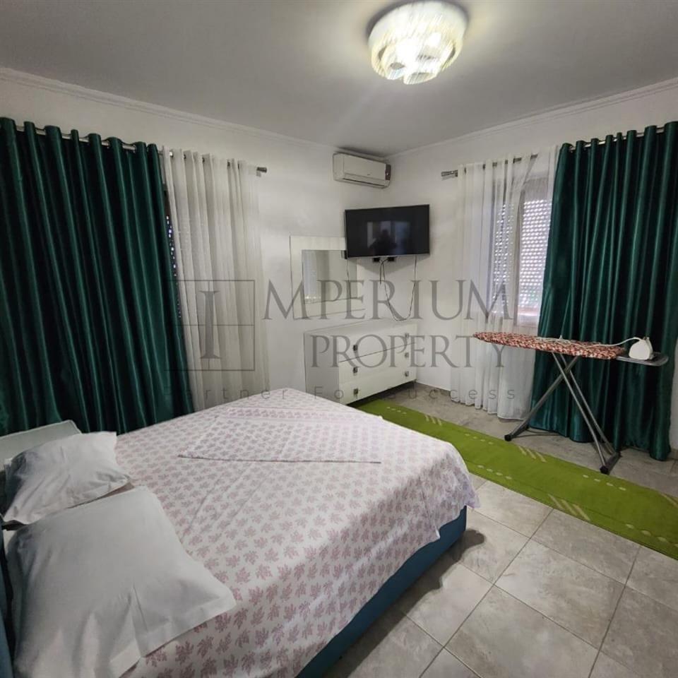 JEPET ME QIRA DURRES 2+1