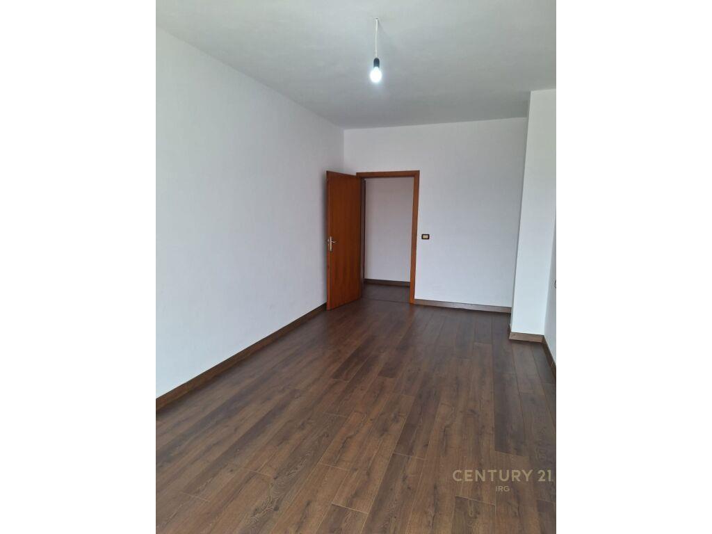 OKAZION!!! Apartament 2+1 me cmim te arsyeshem,Don Bosco