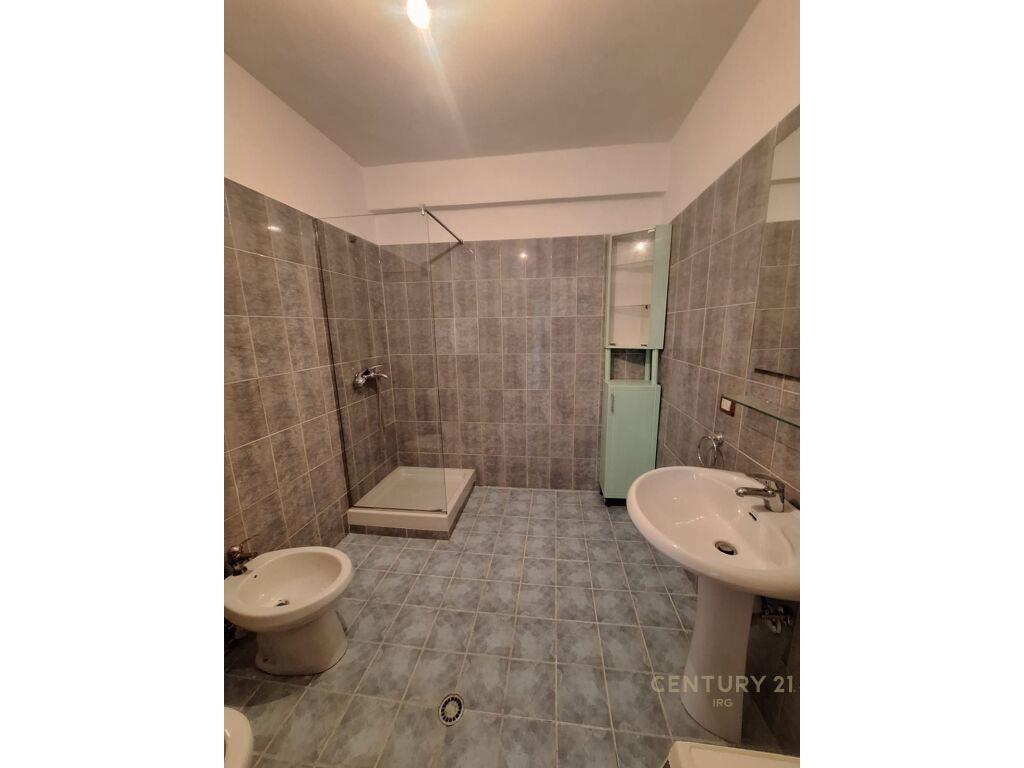 OKAZION!!! Apartament 2+1 me cmim te arsyeshem,Don Bosco