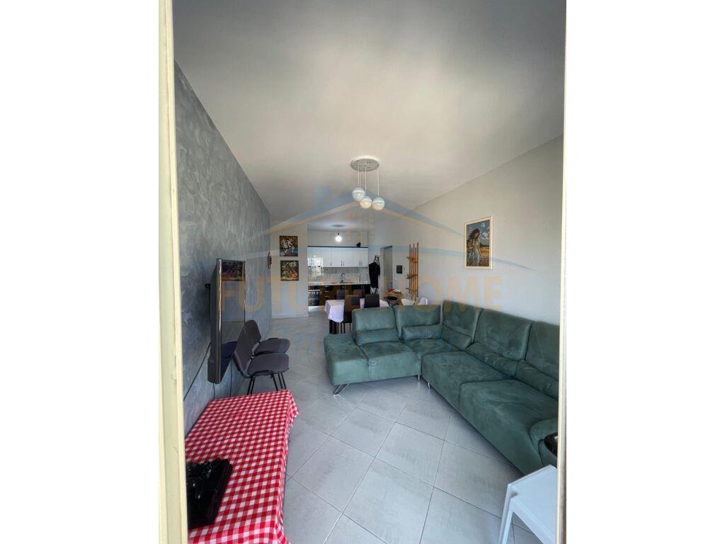 Shitet, Apartament 1+1, Orikum, Vlorë.