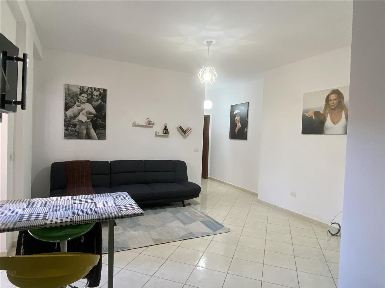Apartament me qera