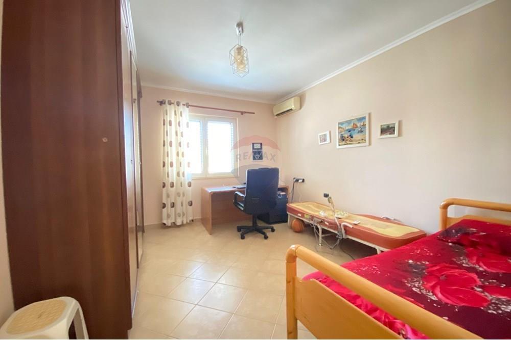 Apartament 2+1 per shitje tek Liqeni i Tiranes!