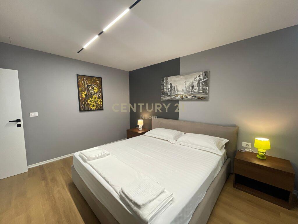 QIRA, APARTAMENT MODERN 1+1 TE RRUGA E KOSOVAREVE‼️Neom99442