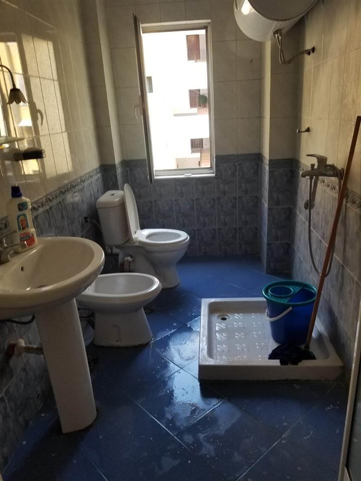 JAP APARTAMENT 2+1 NE DON BOSKO, PJESERISHT I MOBILUAR. LIRO