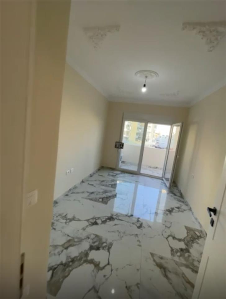 SHITET APARTMENT NE QENDER TE BASHKIA DURRES