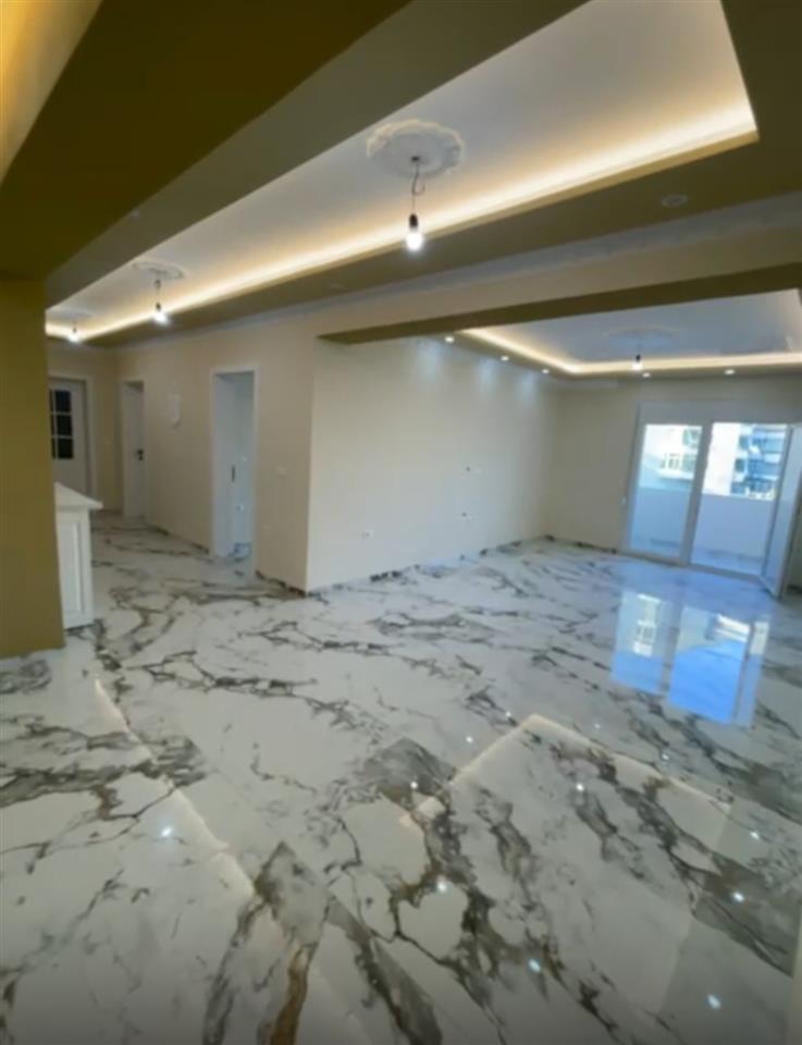 SHITET APARTMENT NE QENDER TE BASHKIA DURRES