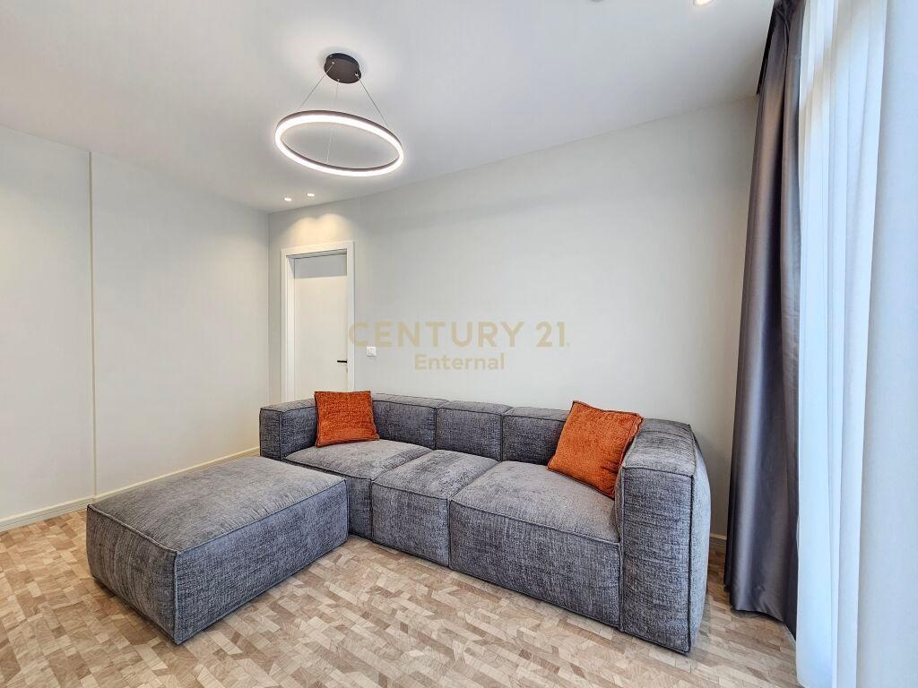 Apartament Luksoz 1+1+parkim Lake View!