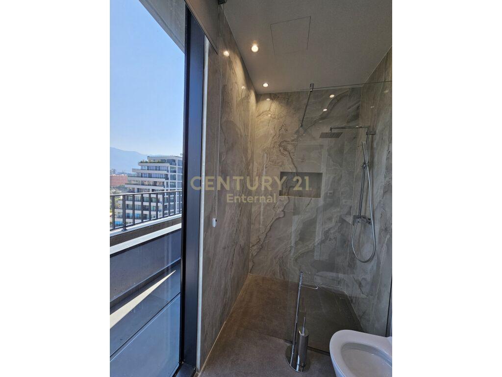 Apartament Luksoz 1+1+parkim Lake View!