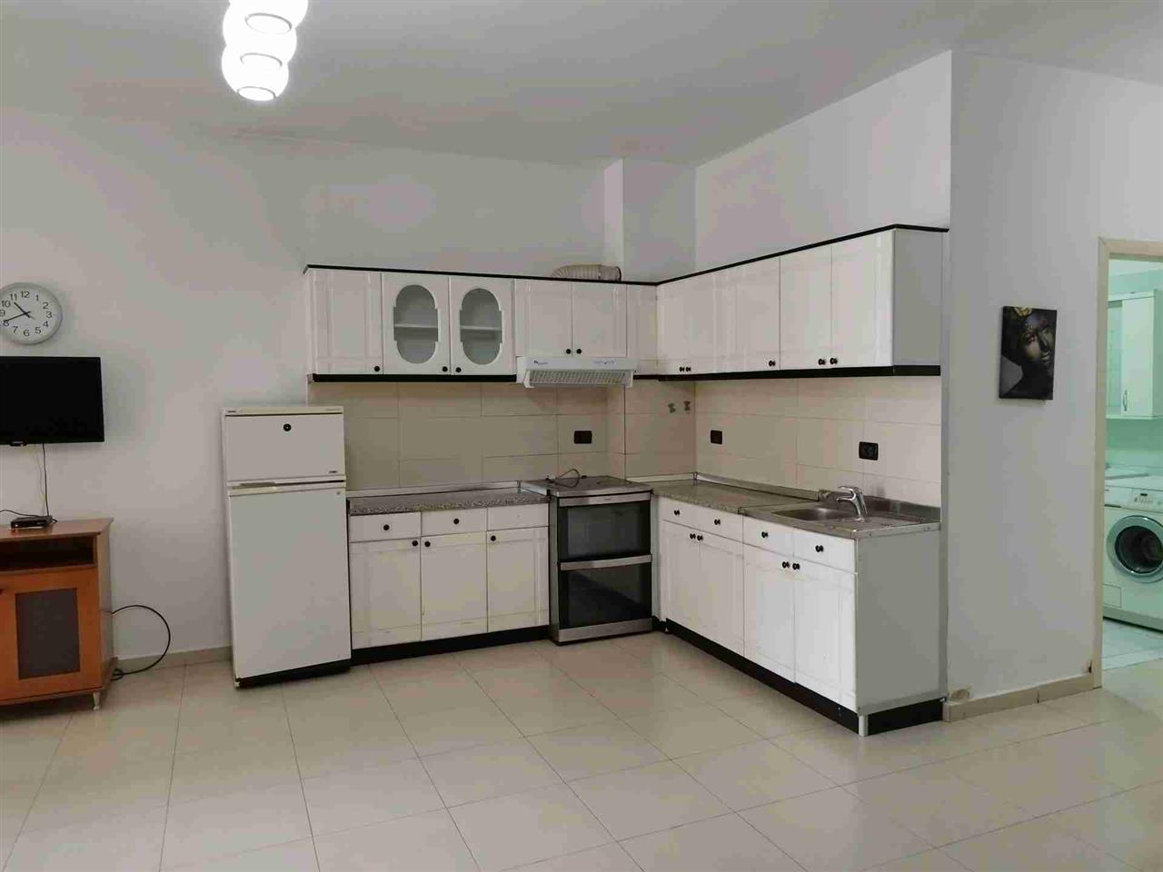 Apartament me qera