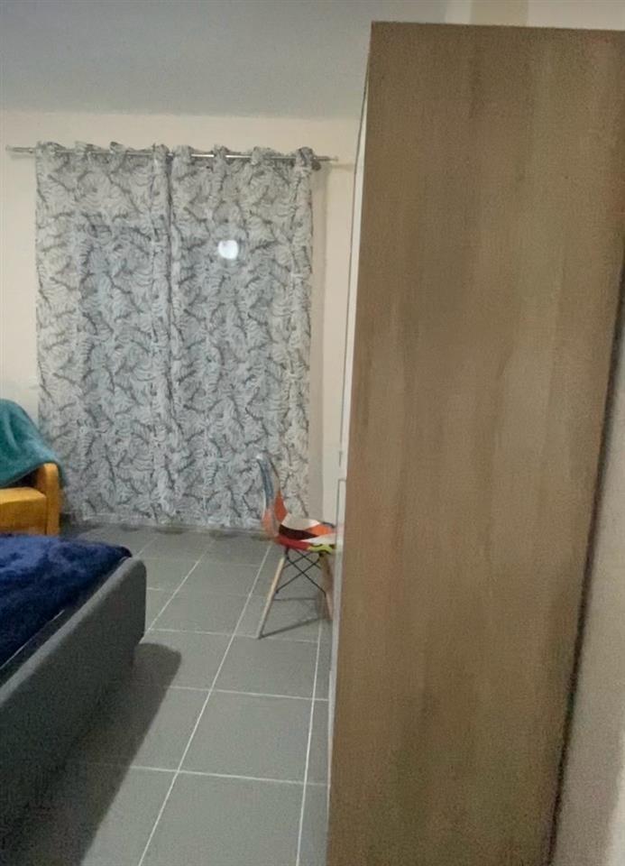 Apartament me qera afatgjate 1+1 buze detit tek Rrapi Vlore