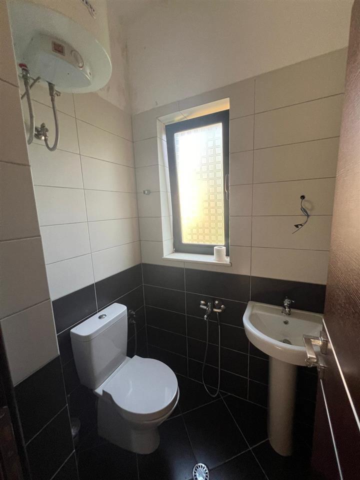 Qira Apartament 2+1+2 Shkozë €450 | 112 m2