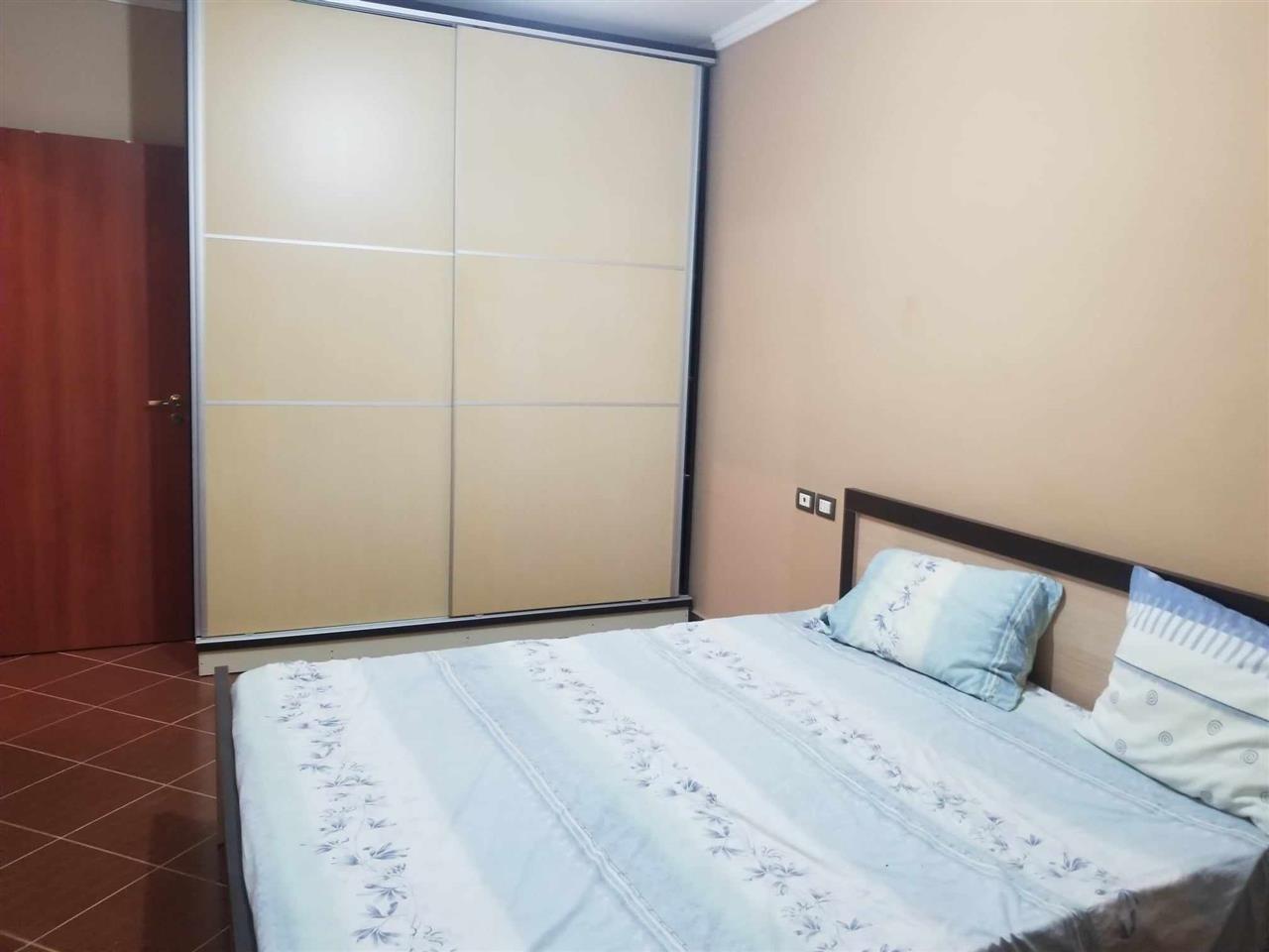 SHES APARTAMENT 2+1 TE MOBILUAR TEK THESARI