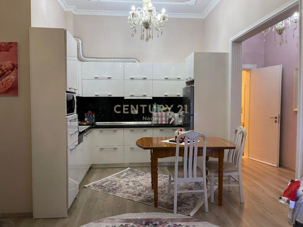 SHESIM APARTAMENT 3+1+2 PRANE KOPSHTIT ZOOLOGJIK