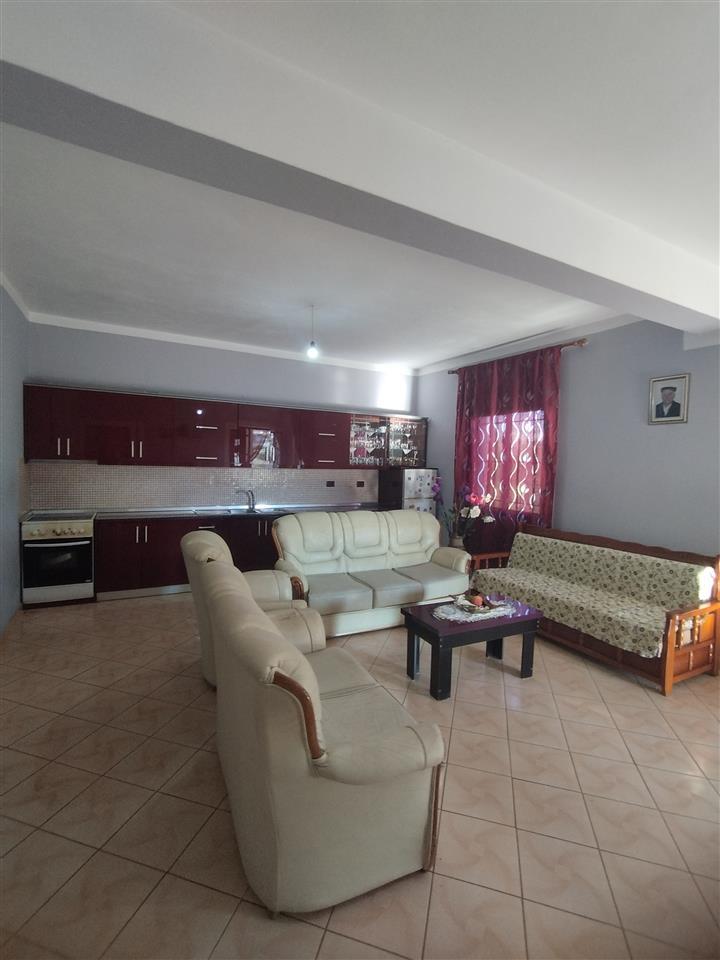 Shitet Shtepia Private lagja Afrimi ri Fier