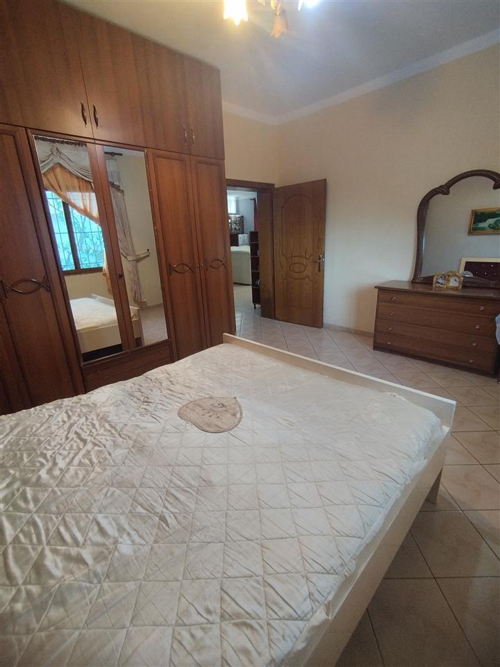 Shitet Shtepia Private lagja Afrimi ri Fier