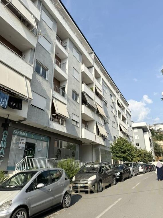 Shitet Apartament 1+1+1 Fresku 87 000 € 71 m2