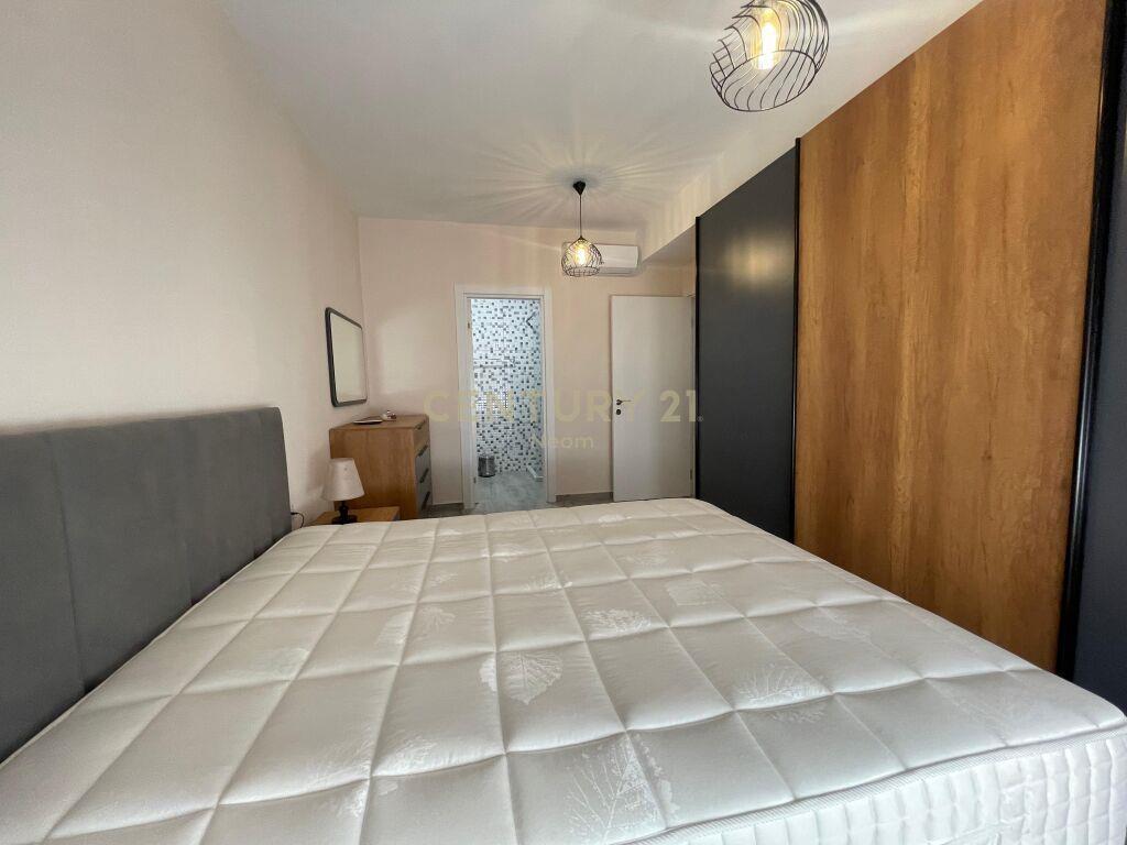 Qira,Apartament 2+1+Post parkimi,Kodra e Diellit