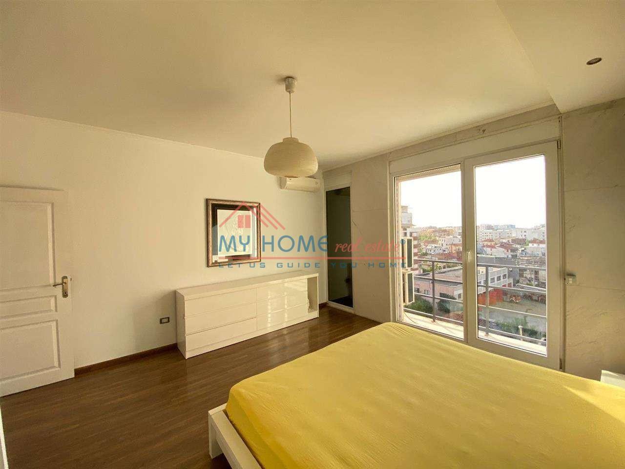 Apartament 2+1 me qera 21 Dhjetori ne Tirane