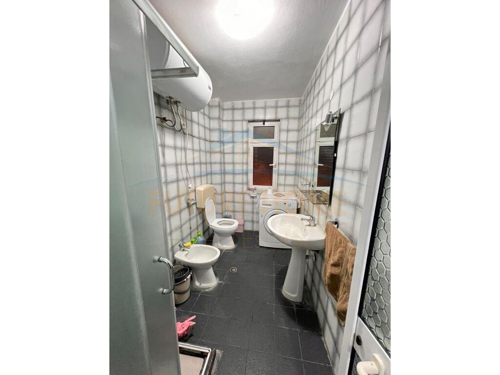 Shitet, Apartament 1+1, Rruga Mine Peza, Tiranë