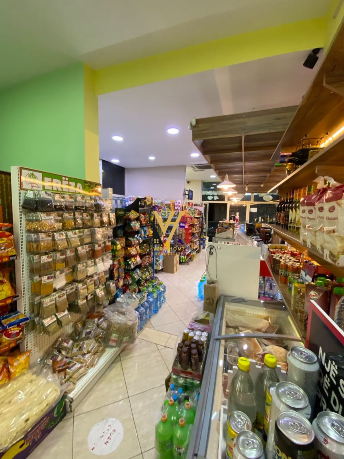 DYQAN TE RRUGA SHEFQET KUKA 230.000 EURO