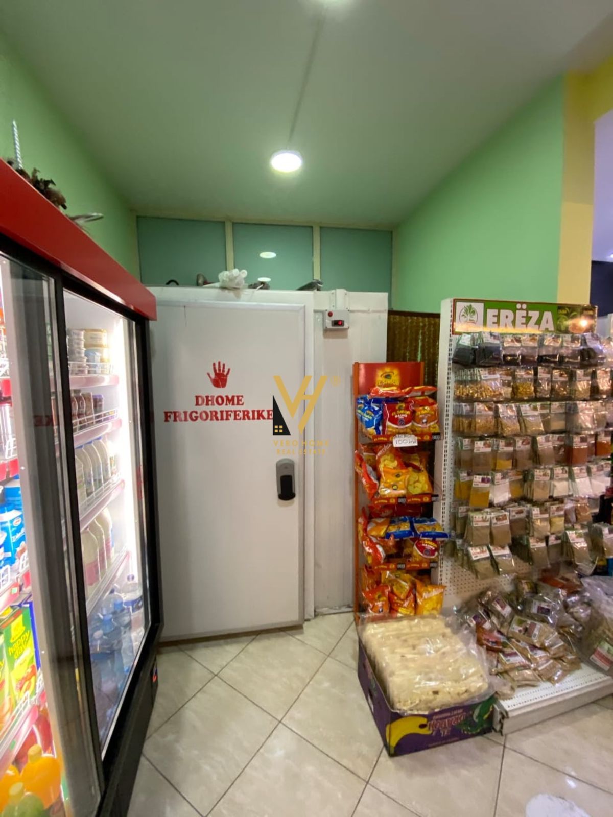 DYQAN TE RRUGA SHEFQET KUKA 230.000 EURO