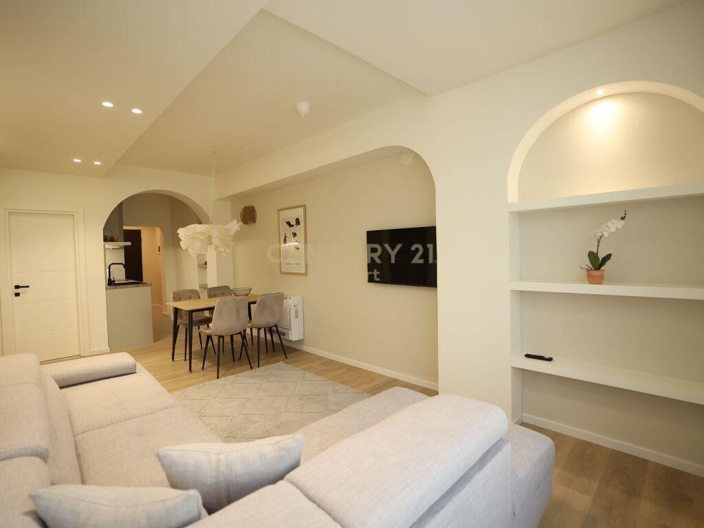 Qira Apartament 1+1+1 Sheshi Wilson 800 € 50 m2