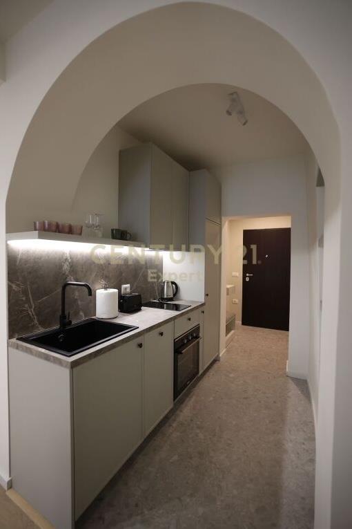 Qira Apartament 1+1+1 Sheshi Wilson 800 € 50 m2