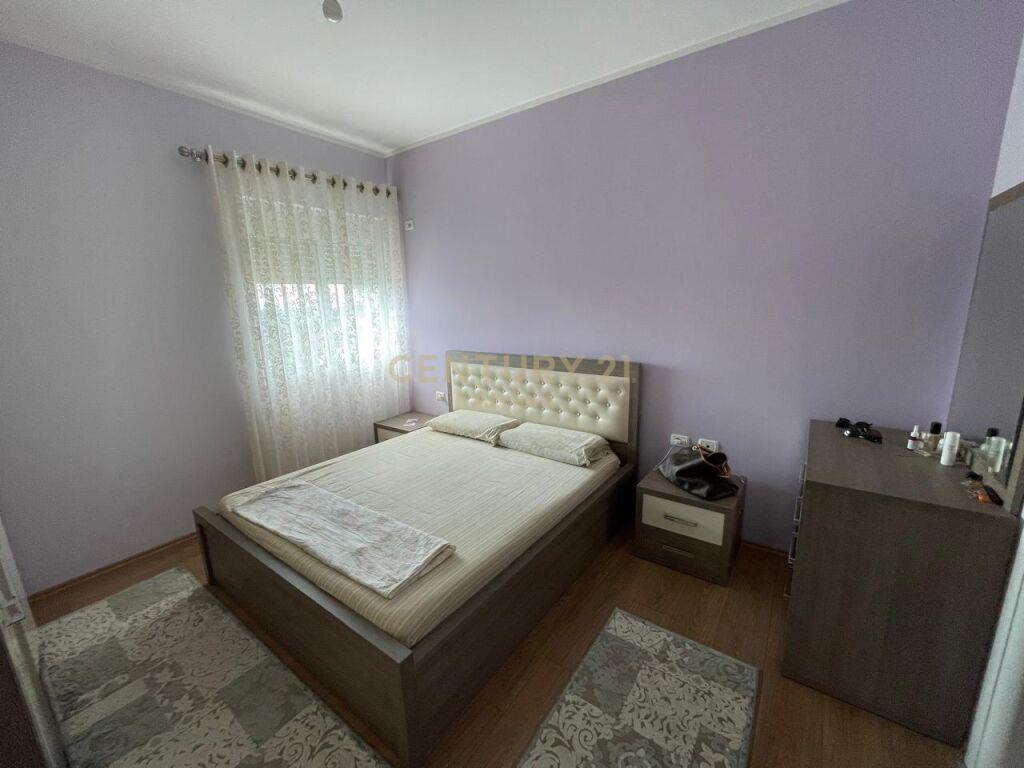APARTAMENT 2 + 1 NE SHKOZE !