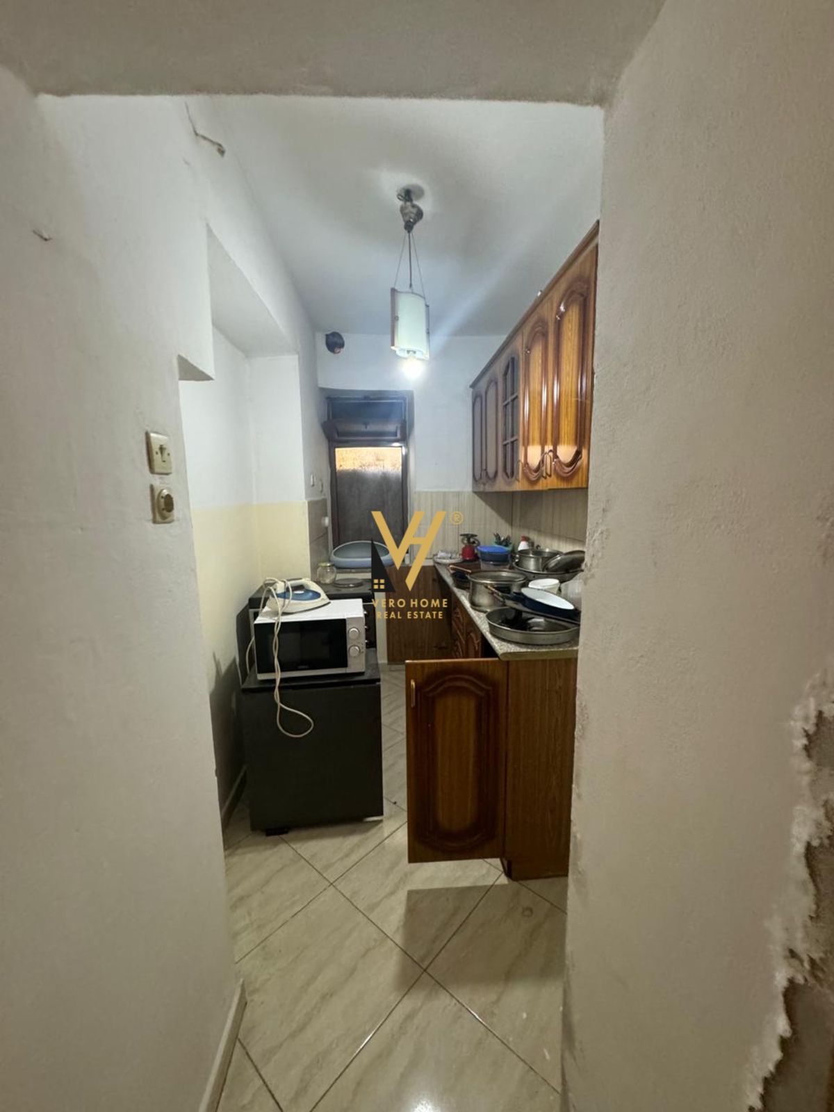 AMBIENT TE 21 DHJETORI 170.000 EURO