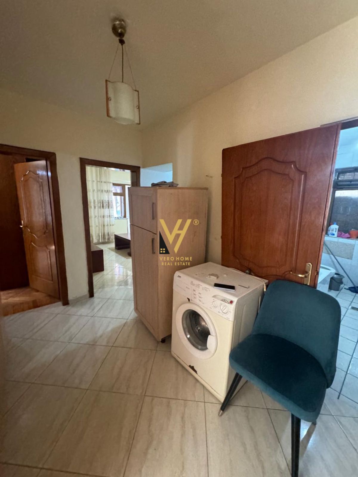 AMBIENT TE 21 DHJETORI 170.000 EURO