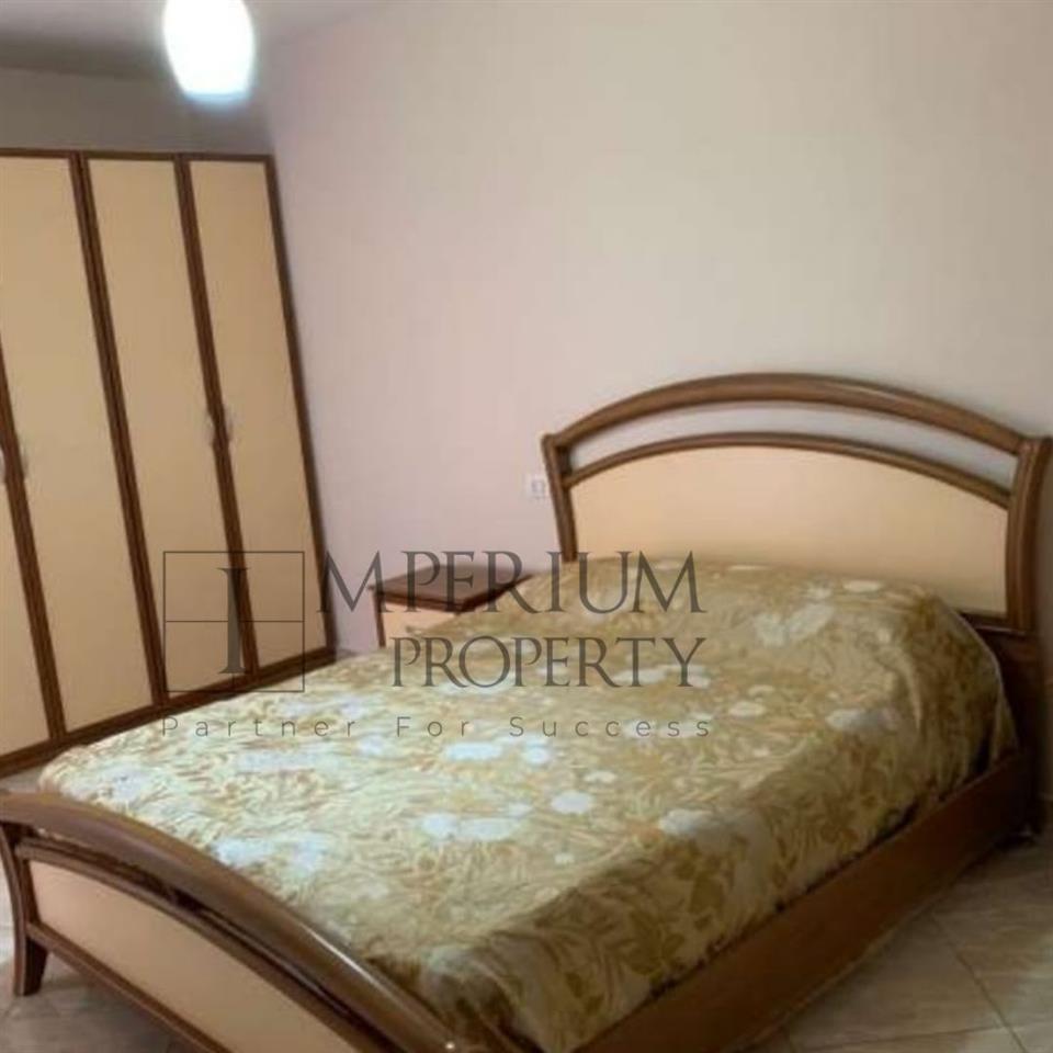 JEPET ME QIRA DURRES