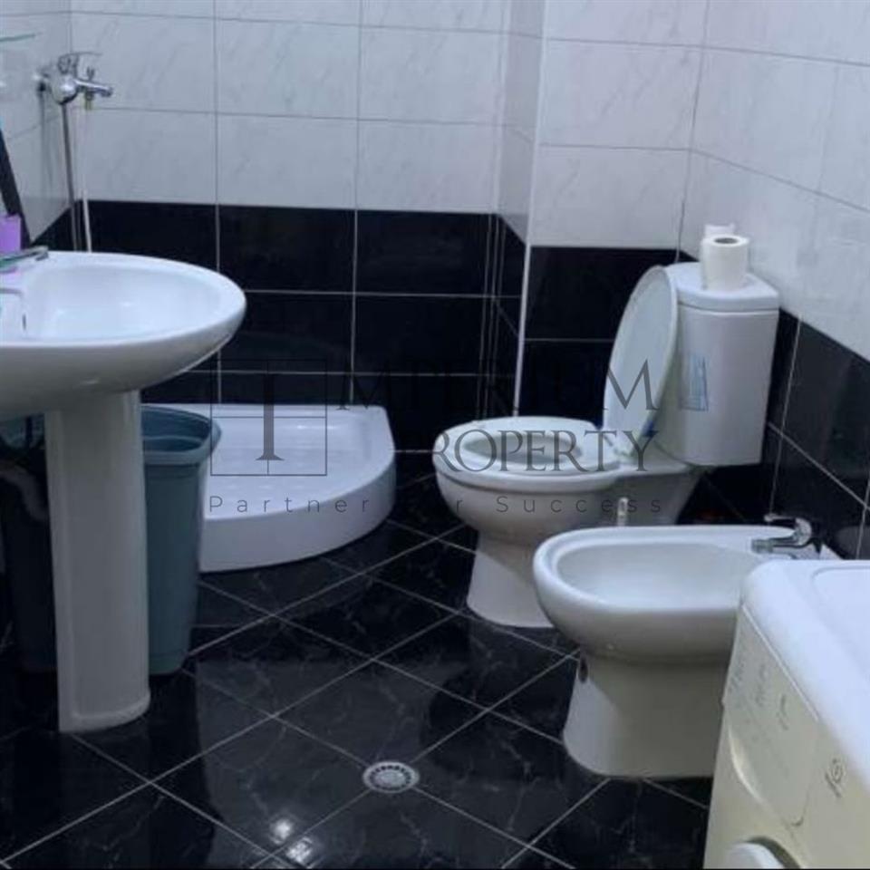 JEPET ME QIRA DURRES