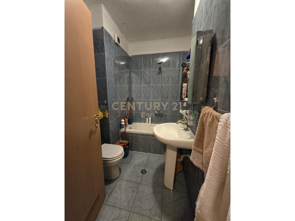 Apartament 1+1 me Qira në Plazh, Durrës – 280€ | 72m²