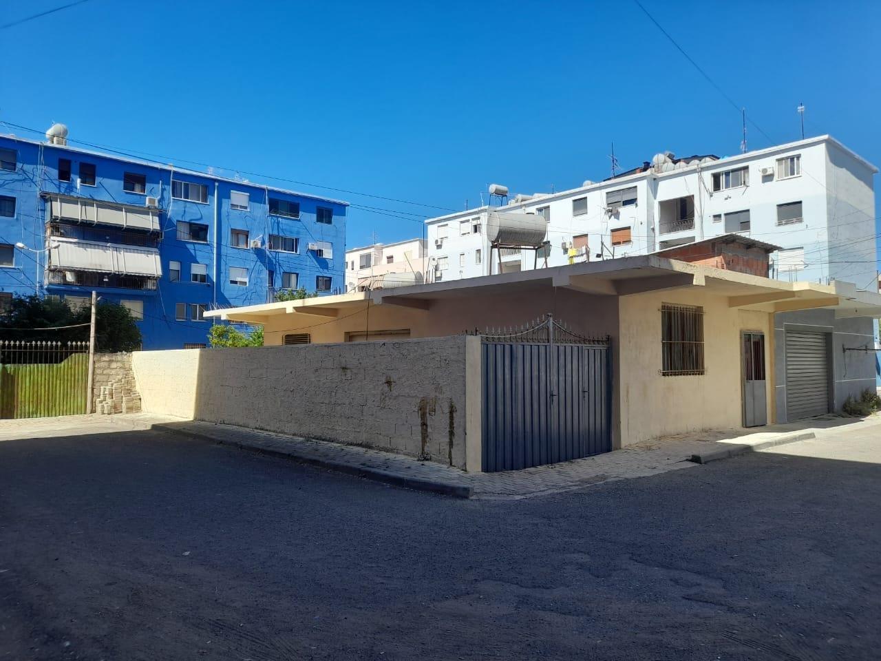 SHITET SHTEPI PRIVATE TEK LAGJA 18 NE DURRES !