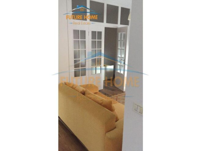 Qira, Apartament 1+1, Myslym Shyr