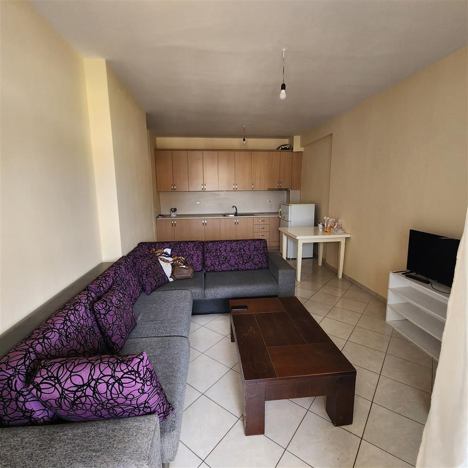 Qira, Apartament 2+1 tek Ish Rajoni, Durres