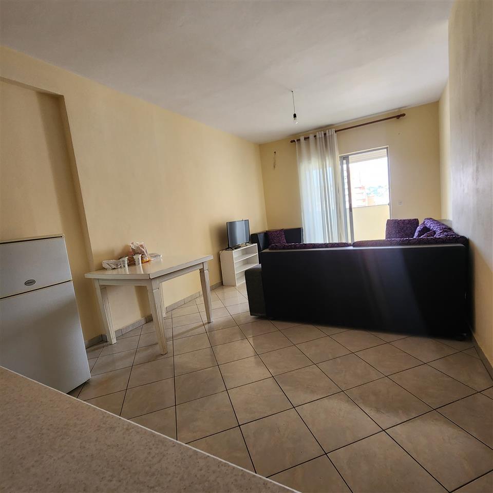 Qira, Apartament 2+1 tek Ish Rajoni, Durres