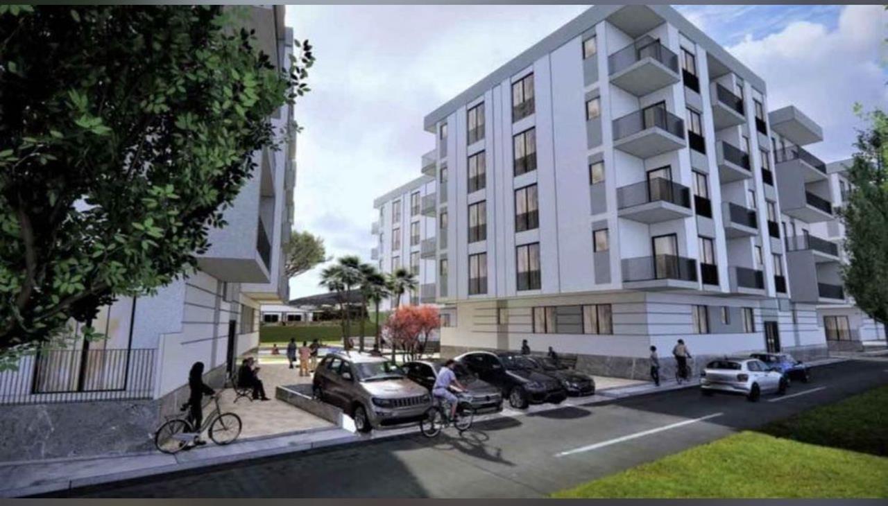 SHITEN APARTAMENTE TE REJA NE GOLEM CMIME KONKURUESE!