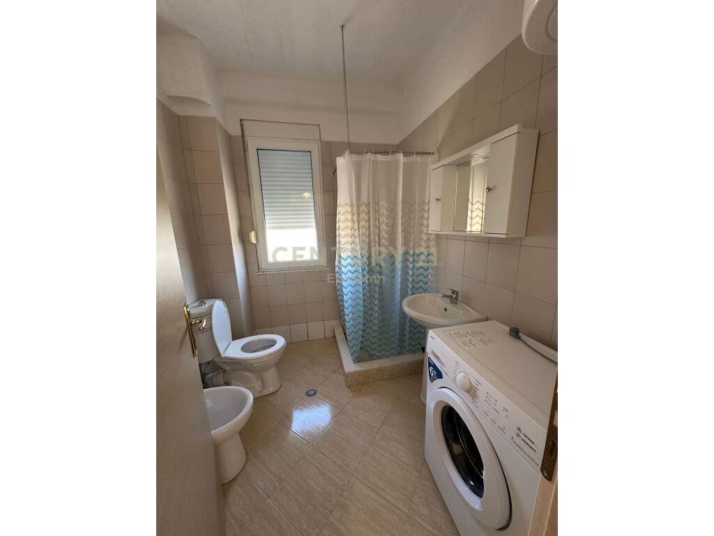 Apartament 1+1 per shitje ne Shkëmb Kavaje !