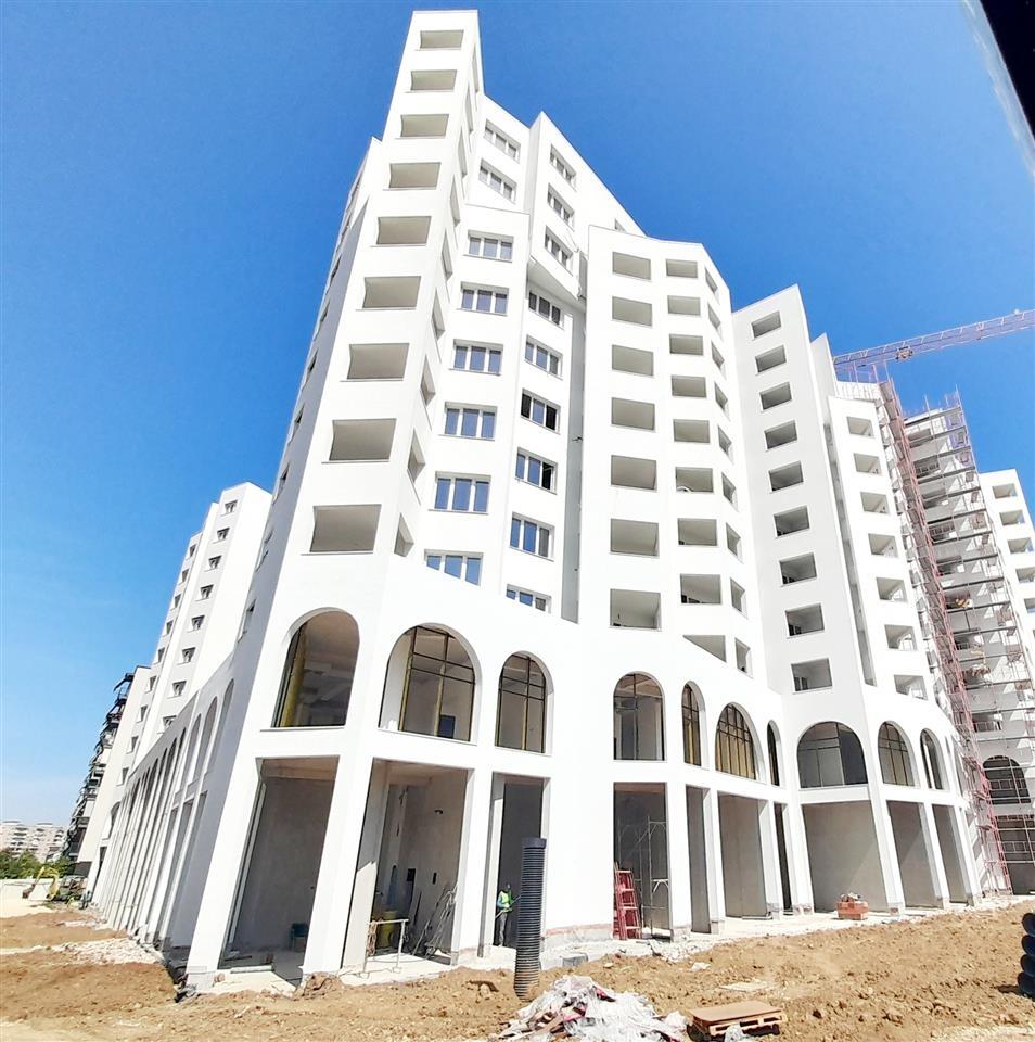 Jepet me qera Ap 1+1 per ZYRA +Vend parkimi