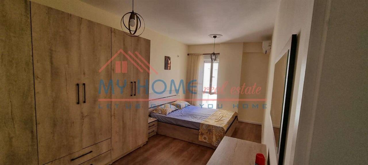 Apartament 2+1 ne shitje ne Rrugen Mine Peza