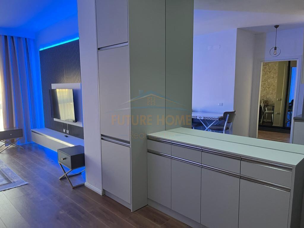 Qera, Apartament 1+1+Post Parkimi, Rruga e Barrikadave, Tira